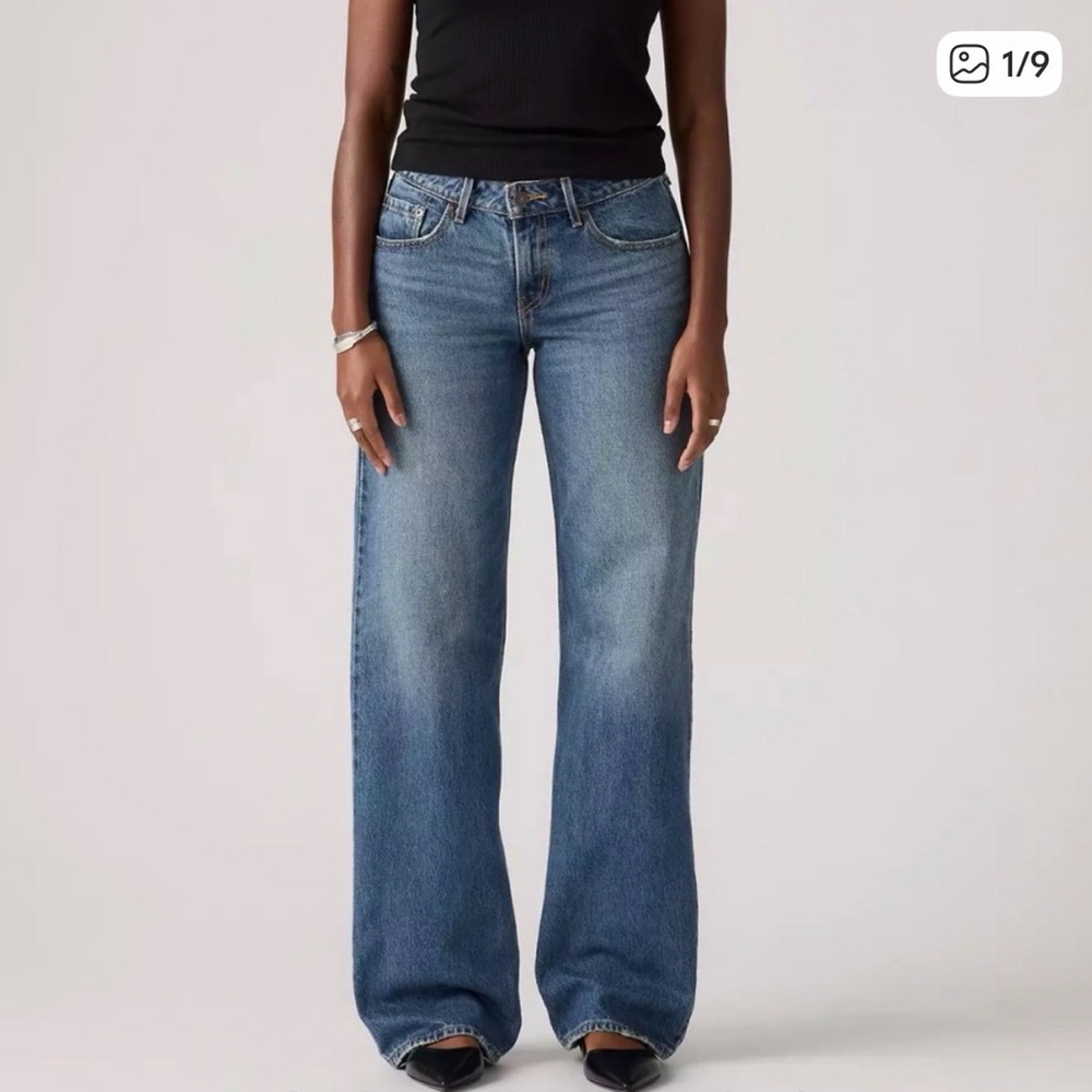 Levi’s Premium Low Loose Denim Wide Leg Straight Medium Wash Jeans Women’s Sz 31